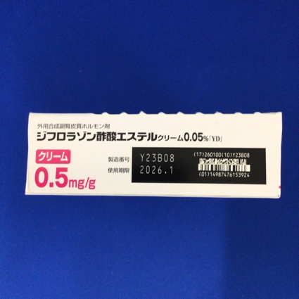 ジフロラゾン酢酸エステルクリーム０．０５％「ＹＤ」