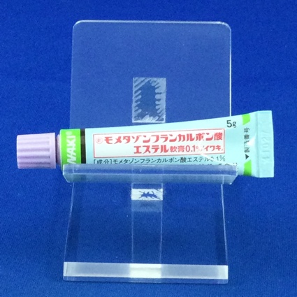 モメタゾンフランカルボン酸エステル軟膏０．１％「イワキ」